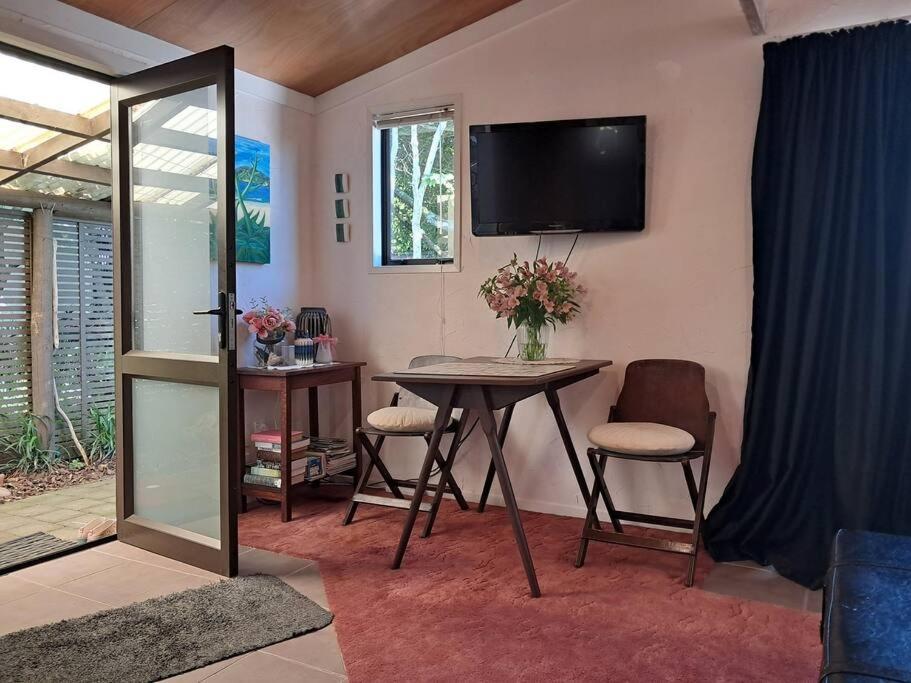 Sweet Guesthouse Waitara Экстерьер фото