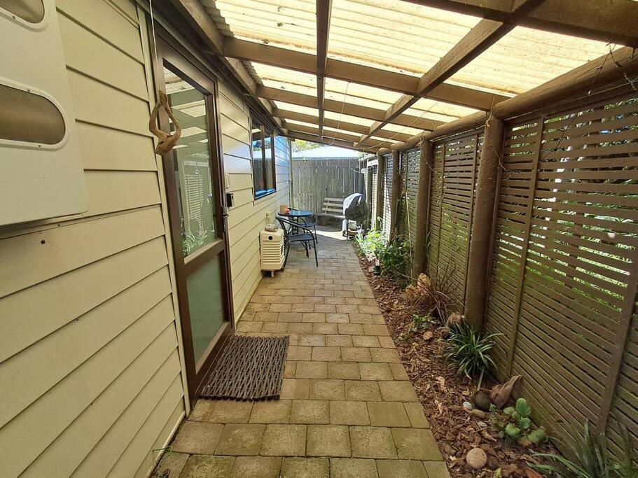 Sweet Guesthouse Waitara Экстерьер фото